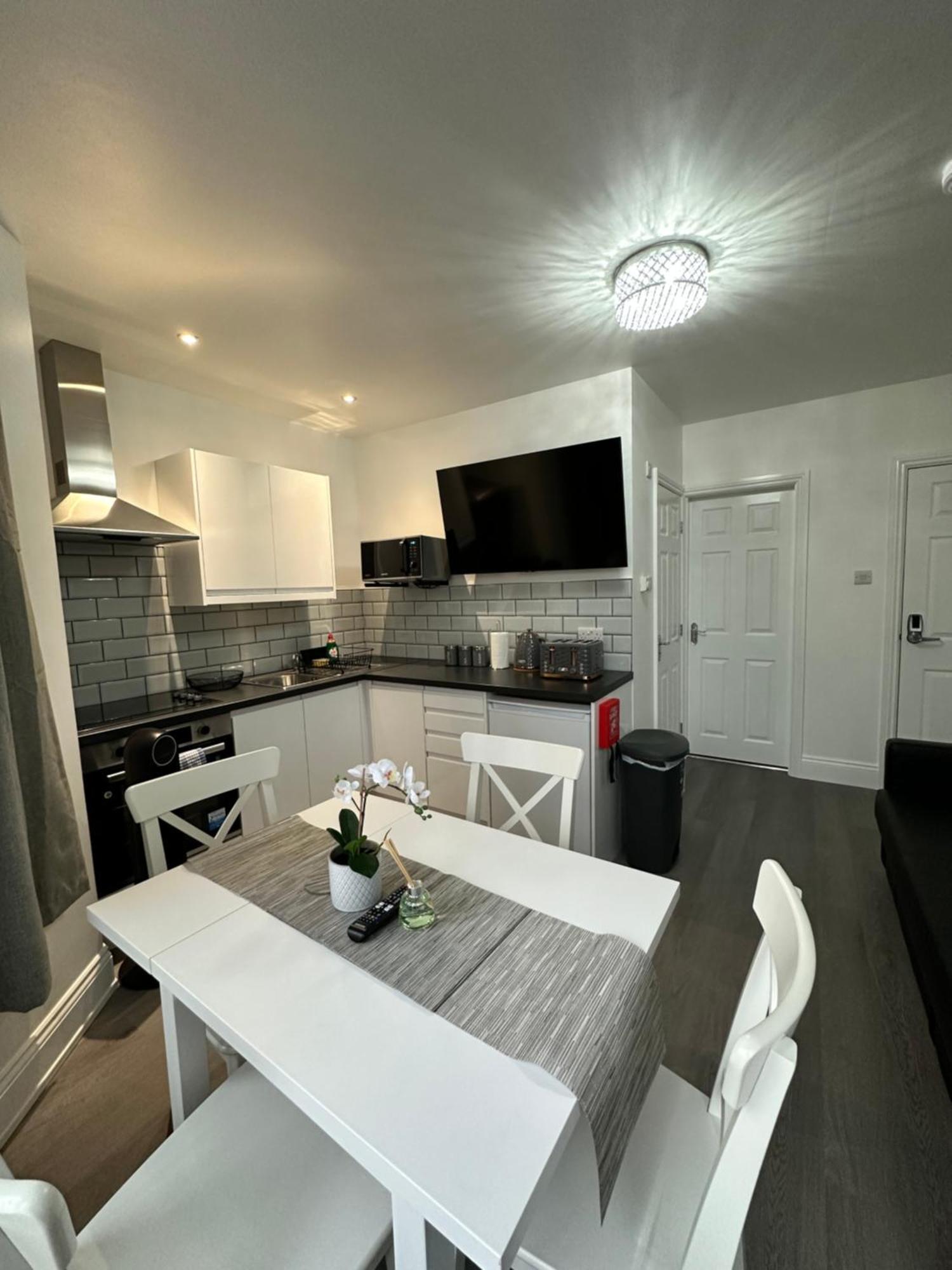 Granada Apartments Holmfield Rd Блекпул Екстериор снимка