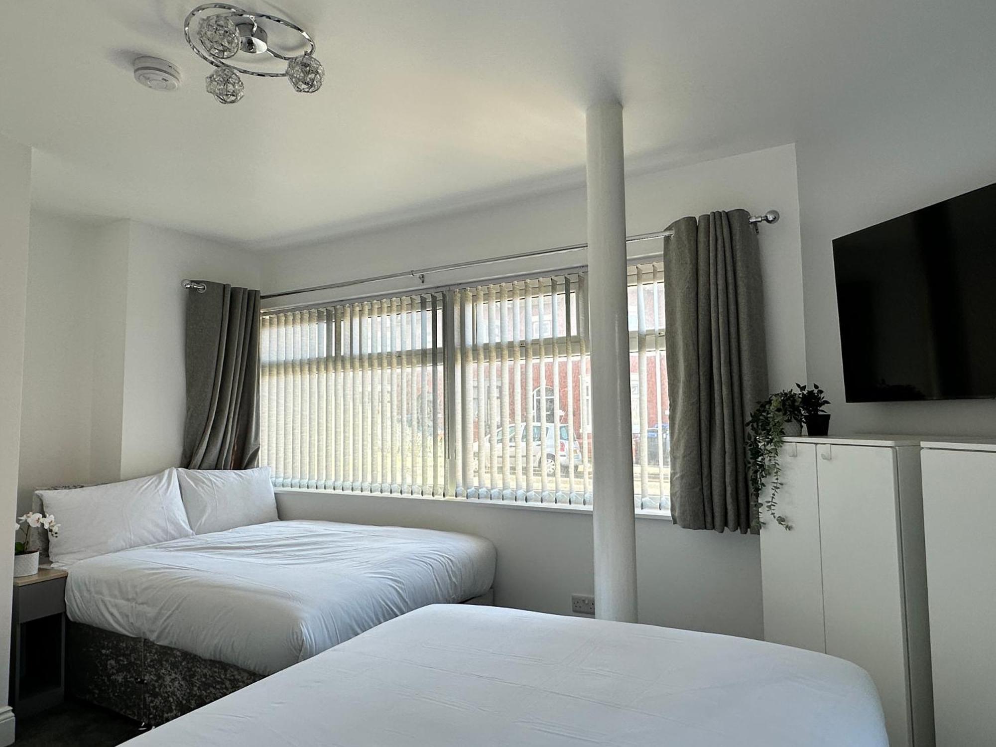 Granada Apartments Holmfield Rd Блекпул Екстериор снимка
